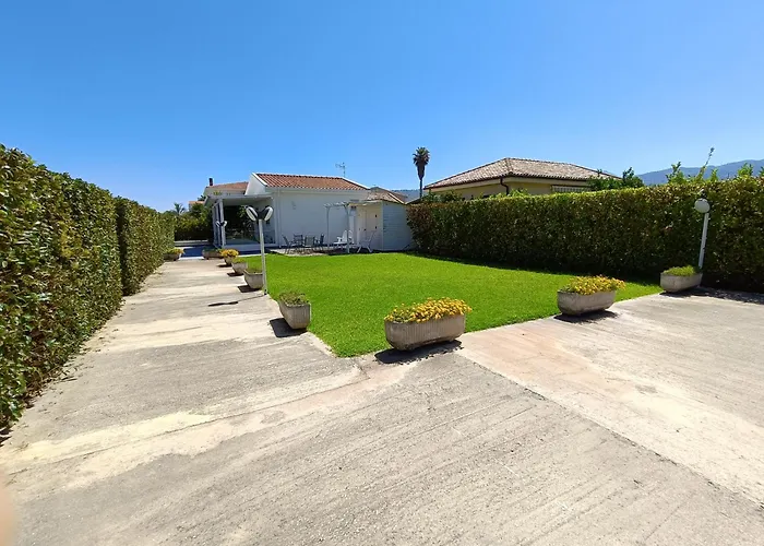 Luxury A 2 Passi Dal Mare Lascari